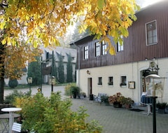 Khách sạn Waldhotel Zobischhaus (Auerbach Vogtland, Đức)
