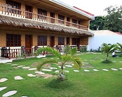 Hotel Coucou Bar And Restaurant (Santa Fe, Filipini)