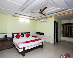 OYO 27903 Hotel Blue Moon (Durgapur, India)
