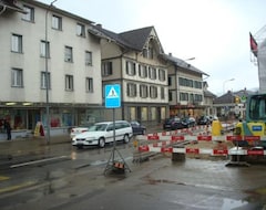 Hotelli Krone (Huttwil, Sveitsi)