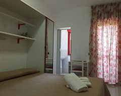 Hotel Villa Susy (Davoli, Italy)