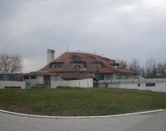 Hotel Srebrno jezero (Veliko Gradište, Serbien)