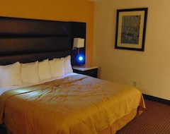 Hotel Quality  & Conference Center (College Park, USA)