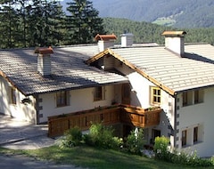 Otel Chalet Alpina (St. Ulrich, İtalya)