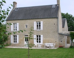 Hotelli Near Arromanches And Landing Beaches, Charming House In The Countryside (Port-en-Bessin-Huppain, Ranska)