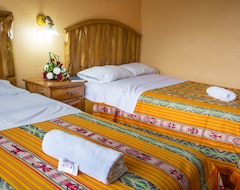 Hotel Santa Fe 1 (Otavalo, Ecuador)