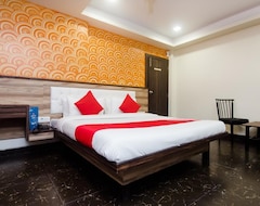 Khách sạn OYO 12894 Bunty Residency (Mumbai, Ấn Độ)