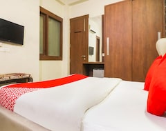 Khách sạn Collection O Hotel Platinum (Hissar, Ấn Độ)