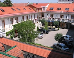 Hotel Talizman (Kecskemét, Hungary)