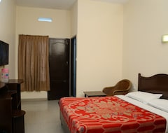 Khách sạn Jays Tourist Home (Munnar, Ấn Độ)
