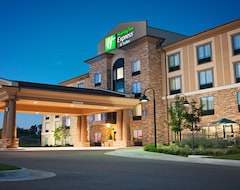 Holiday Inn Express Hotel & Suites Wichita Northeast, an IHG Hotel (Wichita, USA)