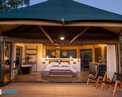Toàn bộ căn nhà/căn hộ Sasi Bush Lodge Luxury All- Inclusive Tented Camp (Bergville, Nam Phi)