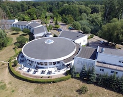 Khách sạn Seehotel Luisenhof (Falkenhagen, Đức)