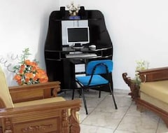 Entire House / Apartment Classe A (Goianésia, Brazil)