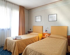 Khách sạn Hotel Il Cecchini (Pasiano di Pordenone, Ý)