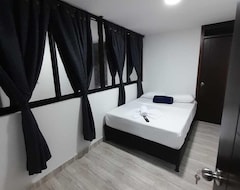 Khách sạn Hotel Caldas Real (Caldas, Colombia)
