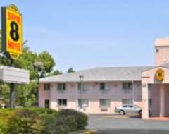 Khách sạn Riverwalk Inn & Suites (Fort Atkinson, Hoa Kỳ)