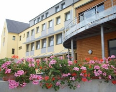 Otel Hostel - Le Mittel (Mittelwihr, Fransa)