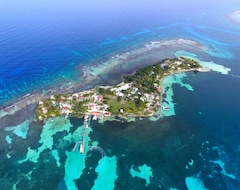 Otel Blue Marlin Beach Resort (Dangriga, Belize)
