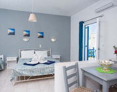 Apart Otel Zoumis Residence (Naoussa, Yunanistan)