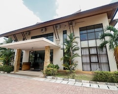 Hotel RedDoorz Premium @ Bukit Damai Indah (Balikpapan, Indonesia)