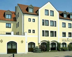 Hotel Garni Maximilian (Dingolfing, Germany)