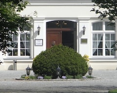 Otel Pałac Godętowo (Łęczyce, Polonya)