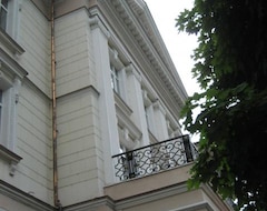 Hotel Codru (Chisinau, Moldova)