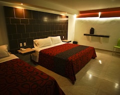 Khách sạn First Inn Hotel & Business (Texcoco de Mora, Mexico)