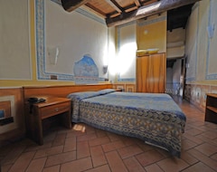 Otel Giulia Gonzaga (Sabbioneta, İtalya)