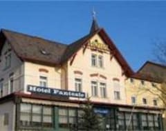 Khách sạn Hotel Fantasie (Ansbach, Đức)