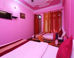Khách sạn Oyo 22960 Hotel Riya Residency (Bagalkot, Ấn Độ)