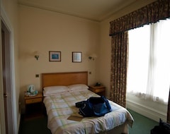 Hotelli Taylors (Kilwinning, Iso-Britannia)