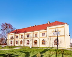 Hotel Centrum Obsługi Turysty Kordegarda (Raczki, Polonia)