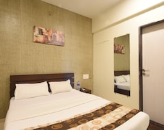 Hotel Iris Suites (Bombay, India)