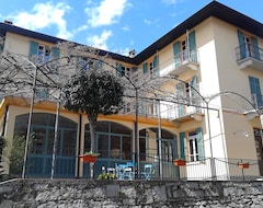Khách sạn La Séca - Antico Albergo Alzese (Pella, Ý)