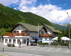 Hotelli Hotel a la Staziun (Zernez, Sveitsi)