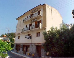Moustakis Hotel (Agia Efimia, Grecia)