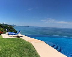Hele huset/lejligheden Casa Melissa- Oceanfront, Fabulous Views, Heated Infinity Pool, Private Tennis (Sayulita, Mexico)