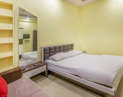 Khách sạn Hotel Sartaaj (Indore, Ấn Độ)
