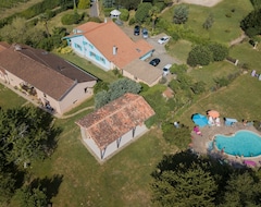 Toàn bộ căn nhà/căn hộ 2 Room Appartement Surrounded By Extensive Garden With Pool (Saint-Loubouer, Pháp)