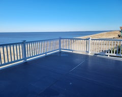 Căn hộ có phục vụ Breathtaking Ocean Views (Milton, Hoa Kỳ)