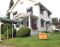 Bed & Breakfast Maple Tourist Home B&B (Grand Falls / Grand-Sault, Canada)