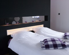 Hotel Wellness Hasselt Bed & Breakfast (Hasselt, Belgium)