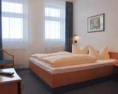 Khách sạn Median Hotel Garni (Wernigerode, Đức)