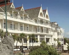 Khách sạn Ommaroo Hotel (Saint Helier, Vương quốc Anh)