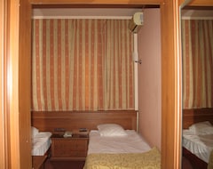Khách sạn Star Hotel (Plovdiv, Bun-ga-ri)