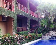 Khách sạn Hotel The Backyard (Matina, Costa Rica)