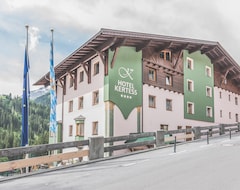 Khách sạn Hotel Kertess (St. Anton am Arlberg, Áo)
