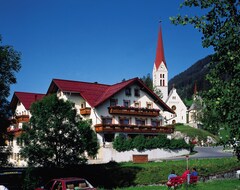 Hotel Gasthof Bären (Holzgau, Austrija)